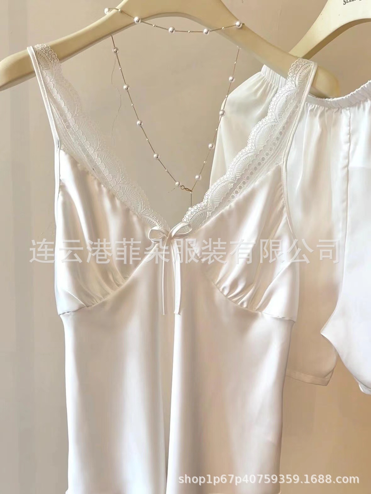 503 흰색 슬링 나이트 가운 두 조각 세트 가슴 패드