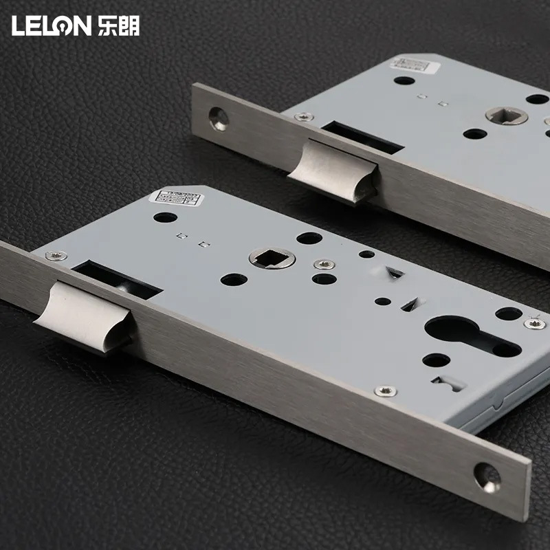 Personalizado estándar europeo 6072 cuerpo de cerradura de canal de lengüeta oblicua simple puerta de evacuación de incendios núcleo de la puerta de escape cuerpo de cerradura de fuego mecánica