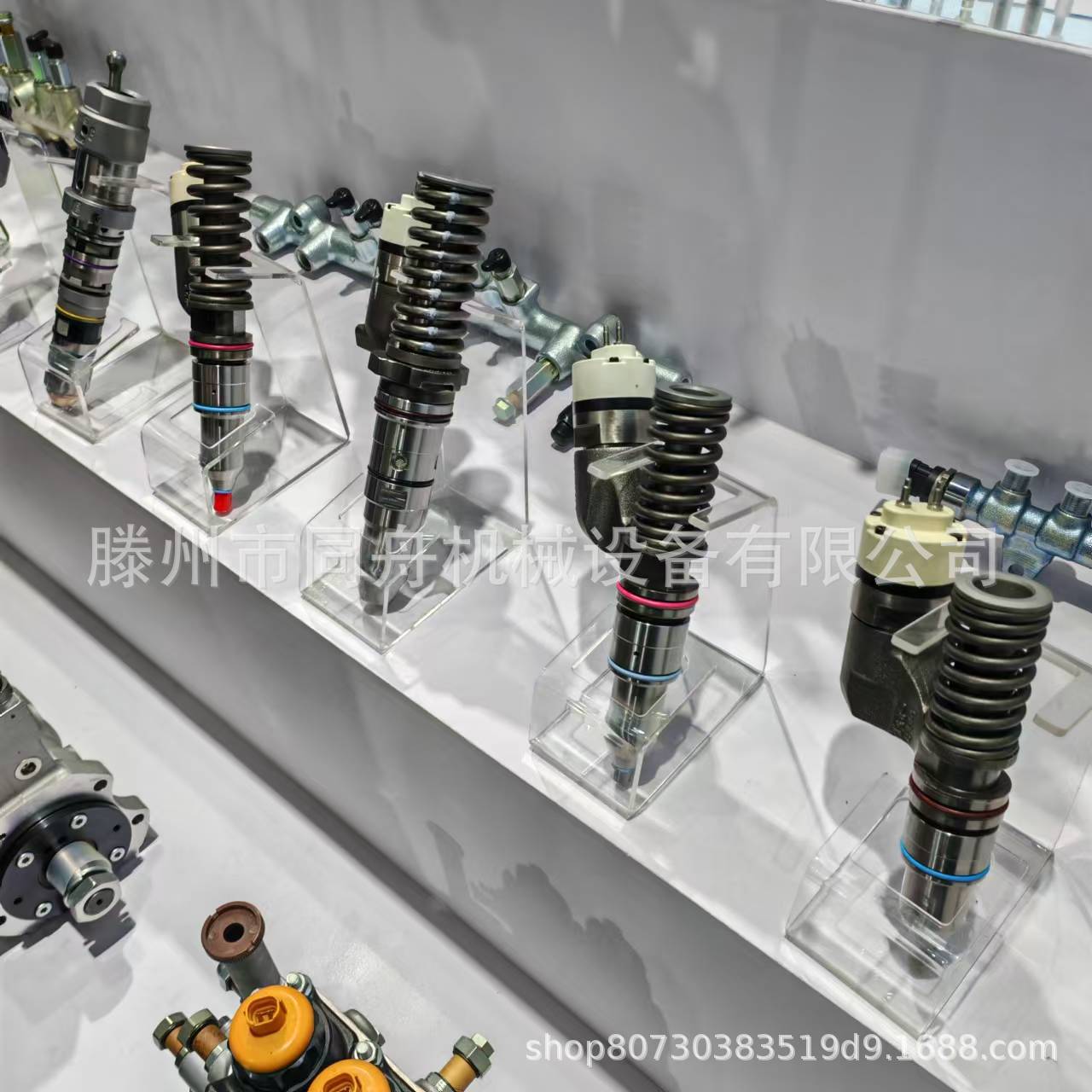 高压共轨喷油器总成03L130277B柴油喷油嘴