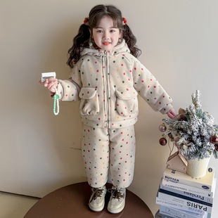 Ůͯ�ӽq�A�c���b����2025�¿�r�����Ů�����Ӻ�ů���b�ɼ���