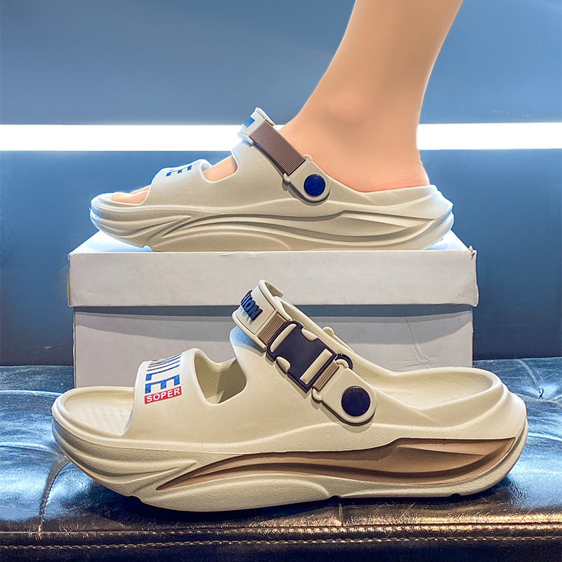 Sandalias para estudiantes masculinos y femeninos que usan al aire libre en verano