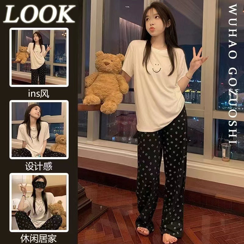 웃는 짧은 소매 바지 블랙