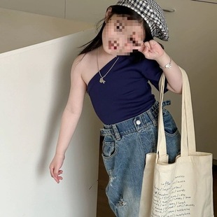 Ůͯб�������ļ��¿�Ů�����OӋ�ж�������n�悀�Ա���0015A022