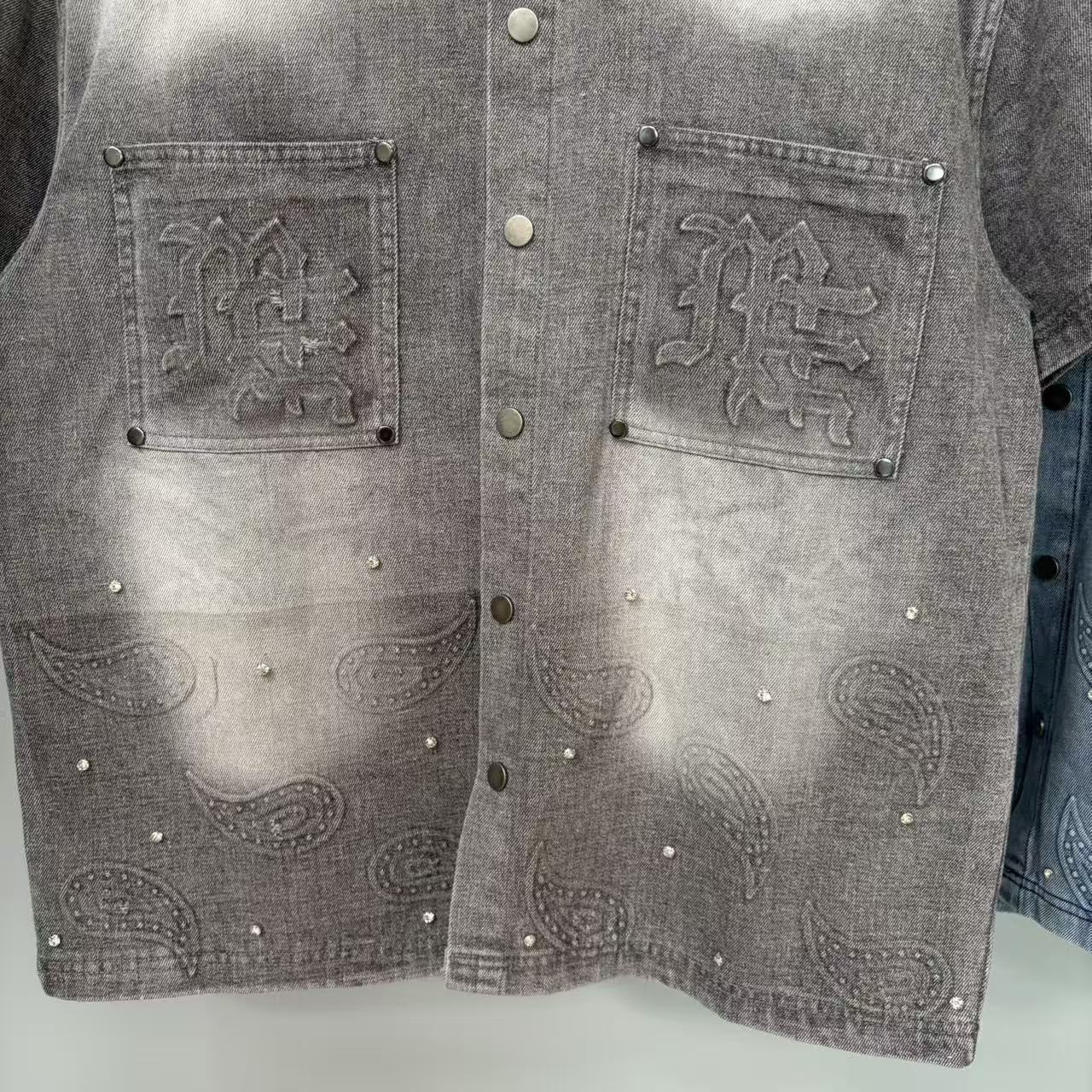 Camicia di jeans uomo con stampa paisley mixed&emotion stile_voghion.com