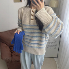 设计感牛角扣套头毛衣女秋冬新款韩系宽松慵懒复古条纹针织衫上衣