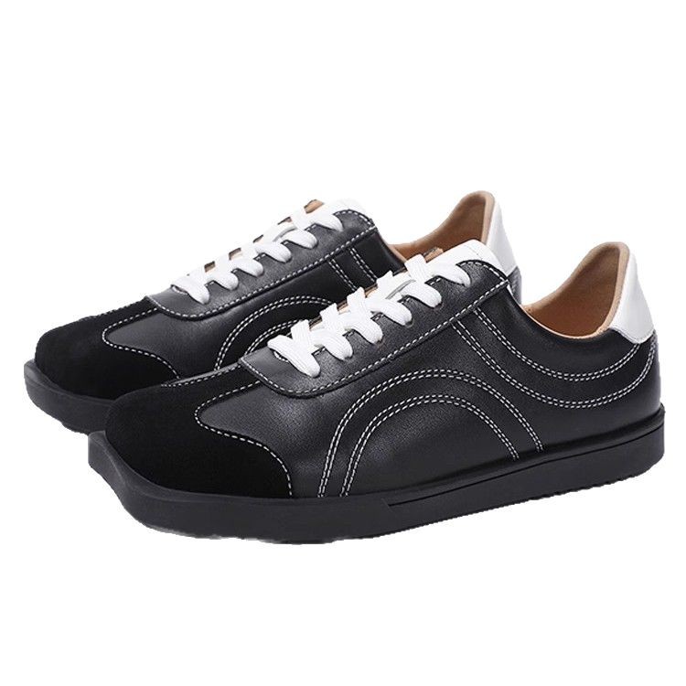 Li Landi mismo estilo choco asimétrico cuadrado redondo cabeza alemana zapatos de entrenamiento mujer 2025 primavera y verano nuevas zapatillas casuales retro