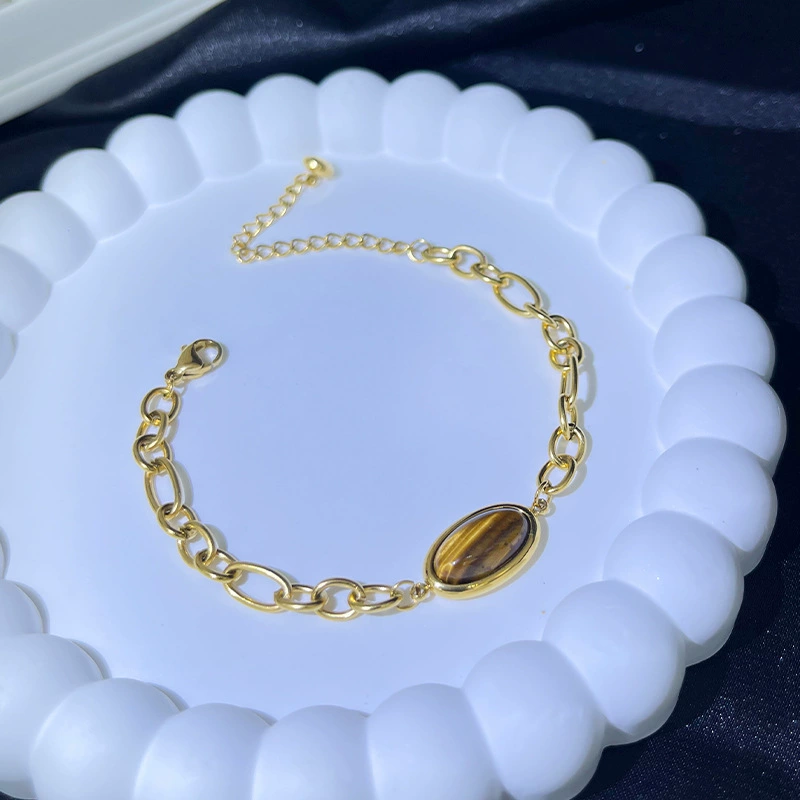 Organic bracelet natural stone, sophisticated accessory, light luxury style, 18 carat white gold, high-quality style