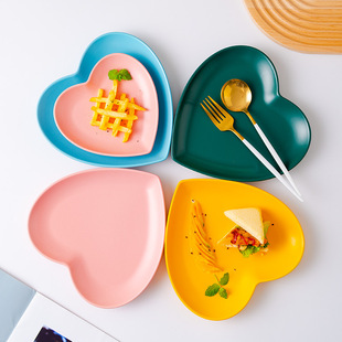 New household underglaze peach heart dish children's creative breakfast love flat plate commercial irregular ceramic baking plate
