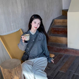 女式卫衣;休闲裤;女式T恤