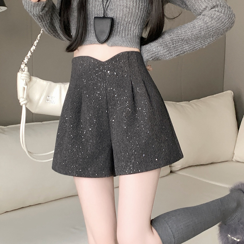 회색