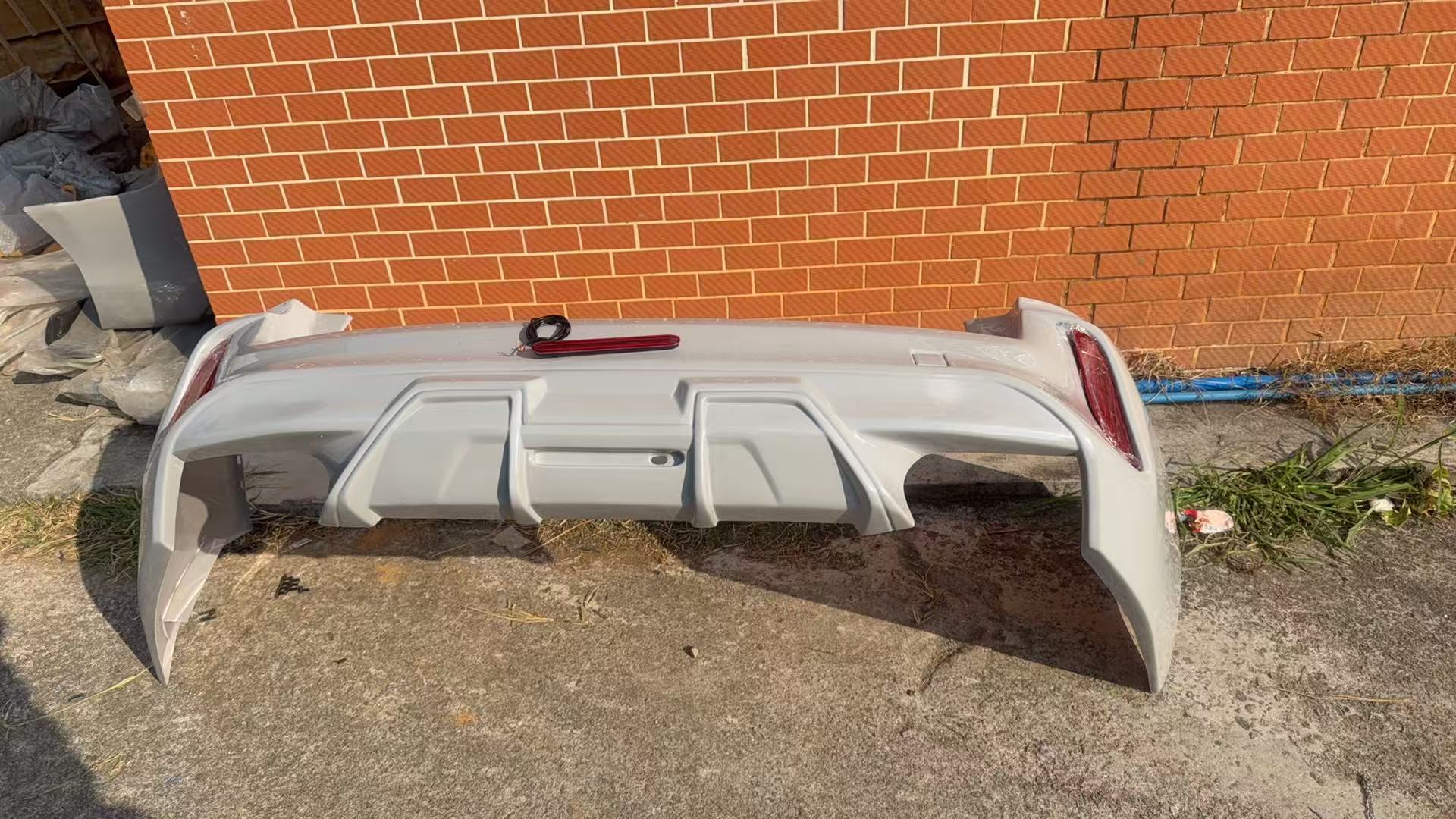 Suitable for Bmw 5 Series Gt F07 Modified M8 Body Kit Front Bumper Rear Bumper Large Body Kit