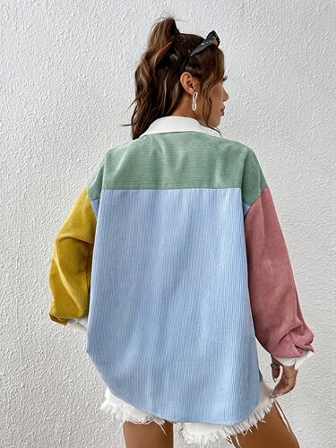 European and American style corduroy coat is a must-have for European and American girls in wardrobes. It becomes fashionable and becomes fashionable. ICON casual and all-match.