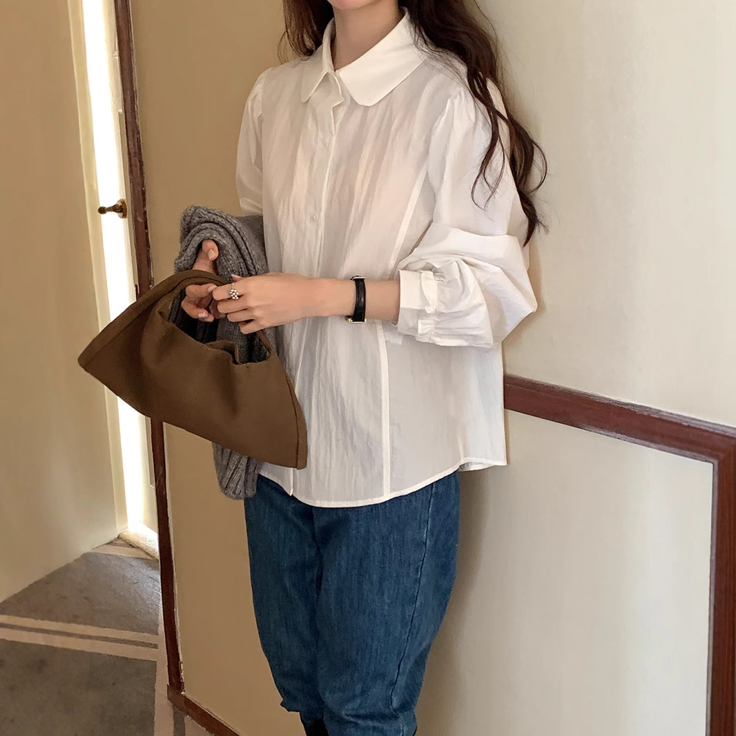 핑크 긴 소매 셔츠 여성의 봄 2025 새로운 올매치 레트로 인형 칼라 디자인 틈새 셔츠 탑