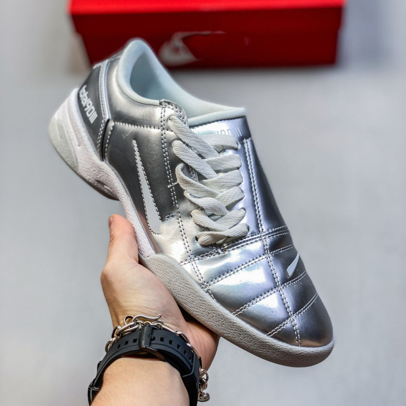 Putian comercio exterior Total 90 zapatos de fútbol cómodos y versátiles antideslizantes zapatos deportivos resistentes al desgaste zapatos de entrenamiento de moda para hombres y mujeres