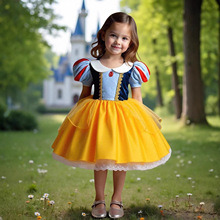 女婴新款绒面泡泡袖白雪公主裙婴童周岁派对缎面蓬蓬裙摆连衣裙