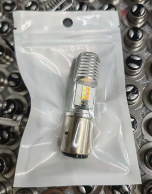 Motorcycle headlights, headlights Claw P15D H6 H4 - all-white-light-ba20dbag
