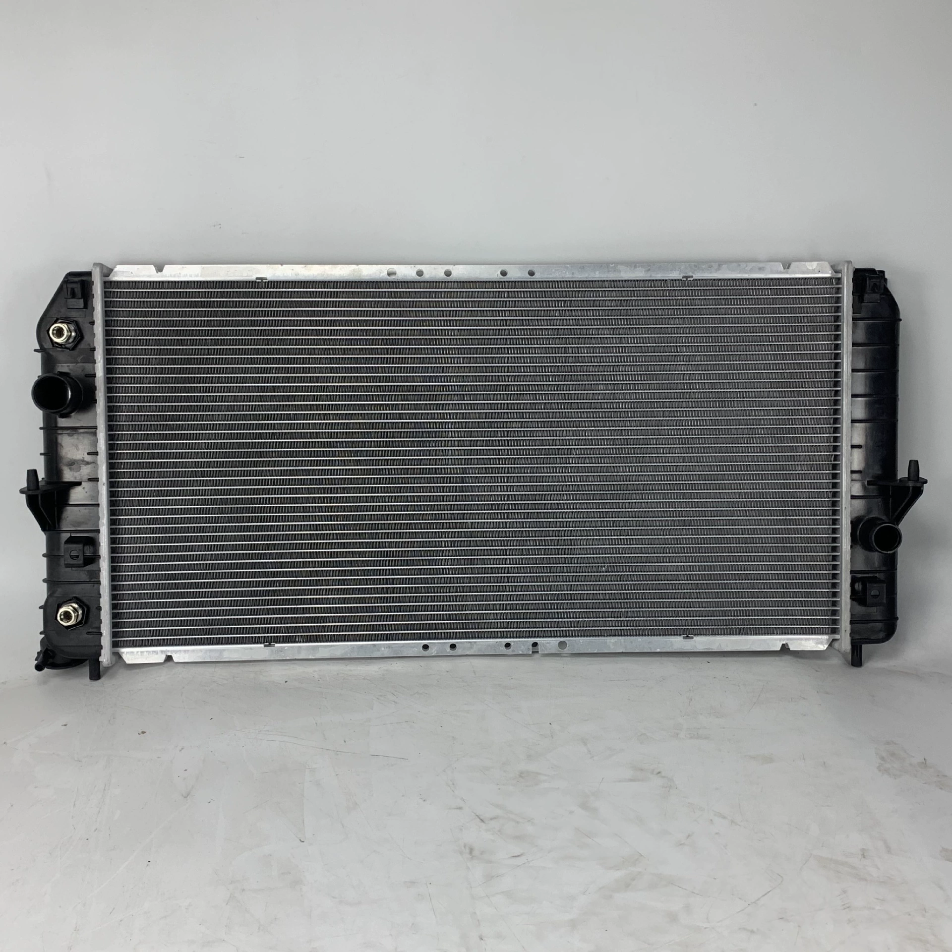 Радиатор завод прямых продаж (универсальный) радиатор 52487030/8021347