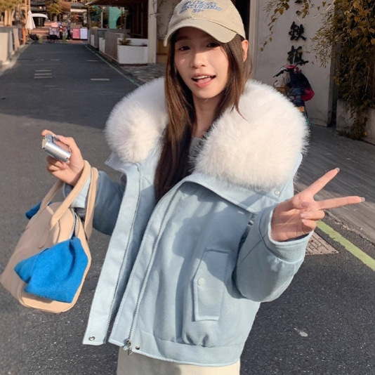 新しいスタイルの鹿革ベルベットの大きなファー襟の綿のコート、女性用、ショートスタイル、ゆったりとした、小さな人向けのPU綿のコート、冬のダウンの綿のコート|undefined