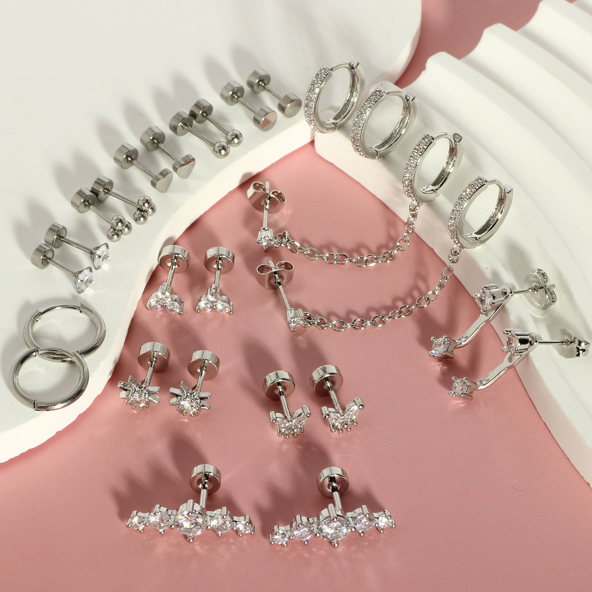 Pointed titanium steel lip stud product view