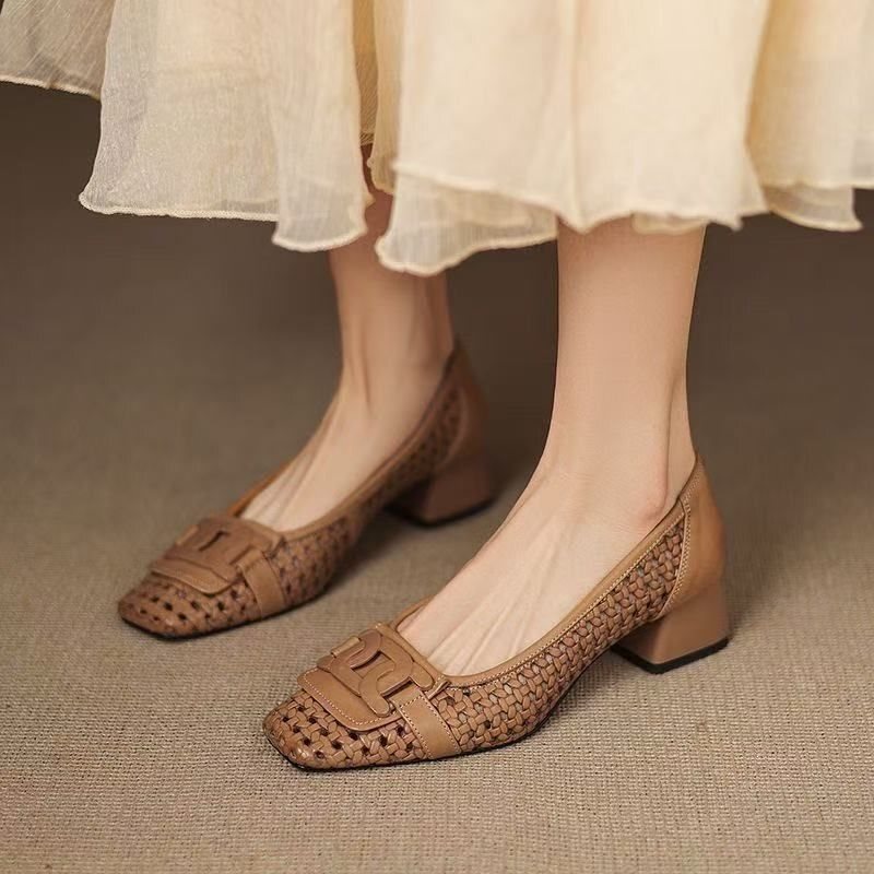 Super Stylish and Ultra-Soft Mom's Clogs, French-Style Hollow Breathable Shoes, 2025 New Model, Chunky Heel, Square Toe Women's Shoes for Summer Super Stylish and Ultra-Soft Mom's Clogs, French-Style Hollow Breathable Shoes, 2025 New Model, Chunky Heel, Square Toe Women's Shoes for Summer