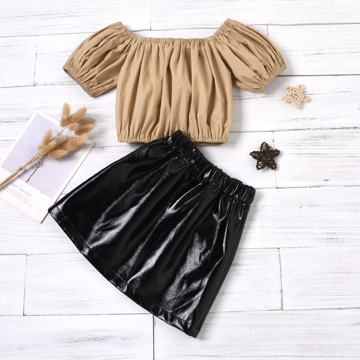 Fashion Solid Color Lantern Sleeve Off-shoulder Pullover Leather Skirt Suit Wholesale Nihaojewelry display picture 3