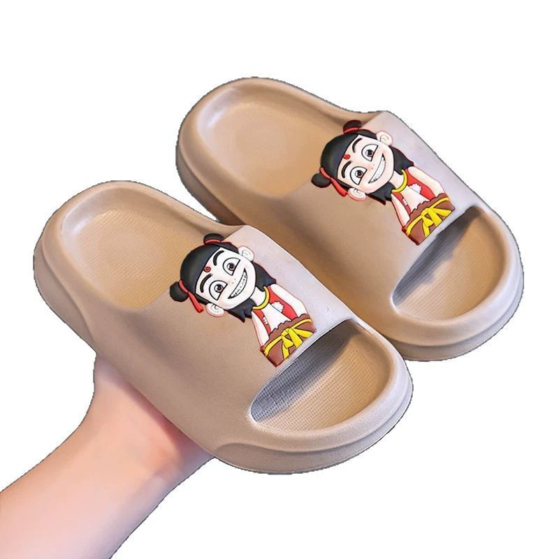 Детские летние мультяшные slippers для мальчиков, нескользящие слайды, семейный стиль, мягкая подошва