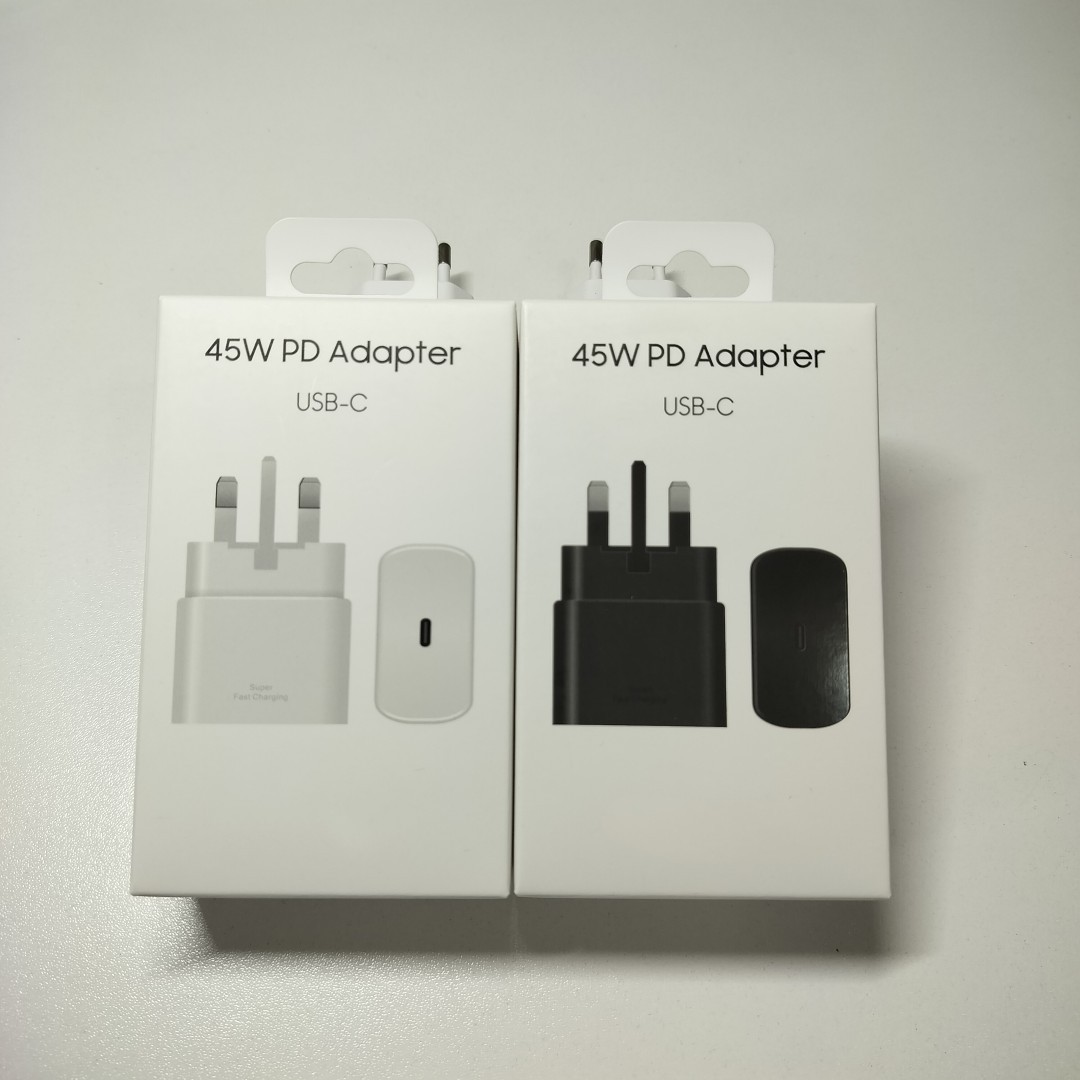 TA845 fast charging charger suitable for Samsung mobile phone tablet fast charging head British standard folding foot 45W fast charging