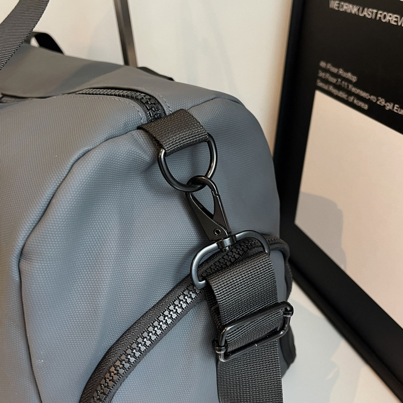 スポーツフィットネスバッグ、メンズトラベルバッグ、短距離旅行用ポータブルクロスボディ荷物バッグ、女性用大容量荷物バッグ