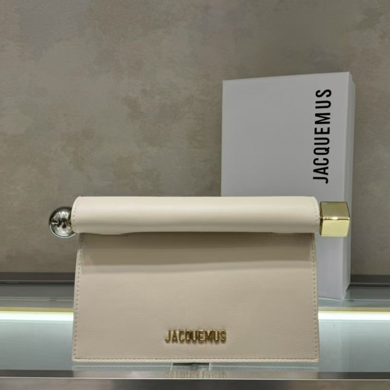 Genuine Leather Jacquemus 2025 New Versatile Small Square Bag Shoulder Crossbody Small Bag Rolled Edge Chain Bag