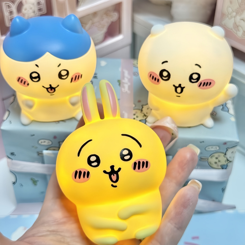 Creative and Cute Ji Yiu Saqi Xiaoba Night Light Birthday Gift for Girls to Use at Night Atmosphere Vinyl Night Light