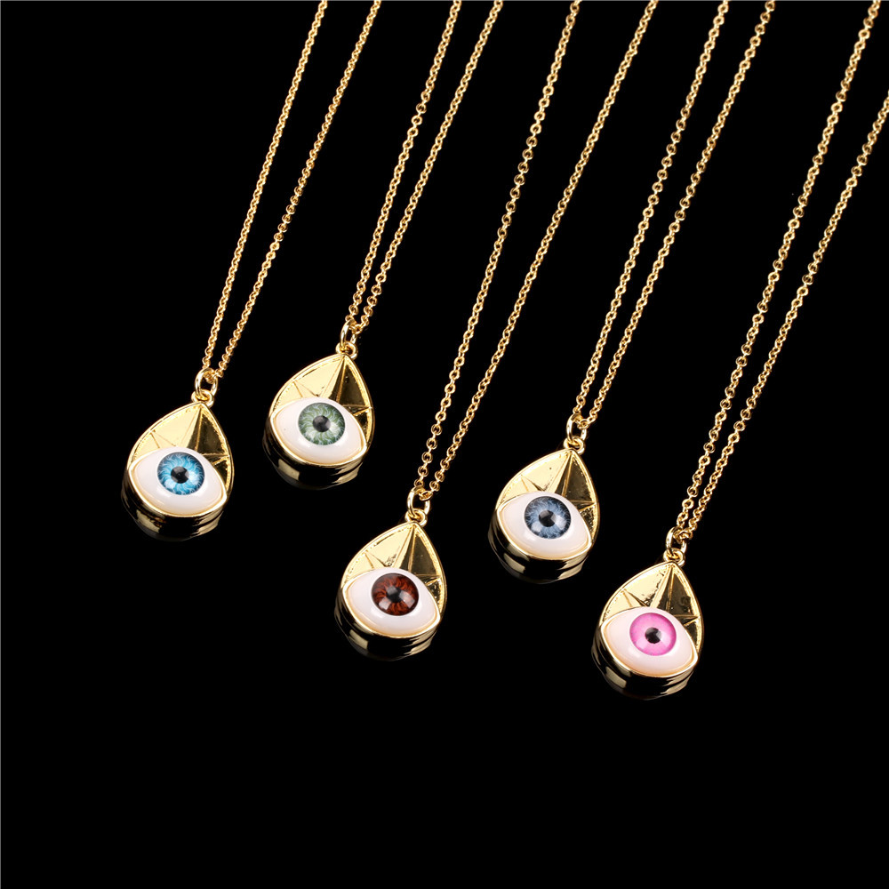 Fashion Devilu0027s Eye Copper Gold-plated Pendant Short Necklace