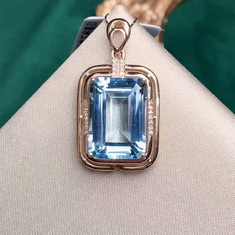 Ювелирные изделия Производитель 18K золото инкрустированный натуральный топазовый кулон: 5,65 карата небесного голубого топазного ожерелья