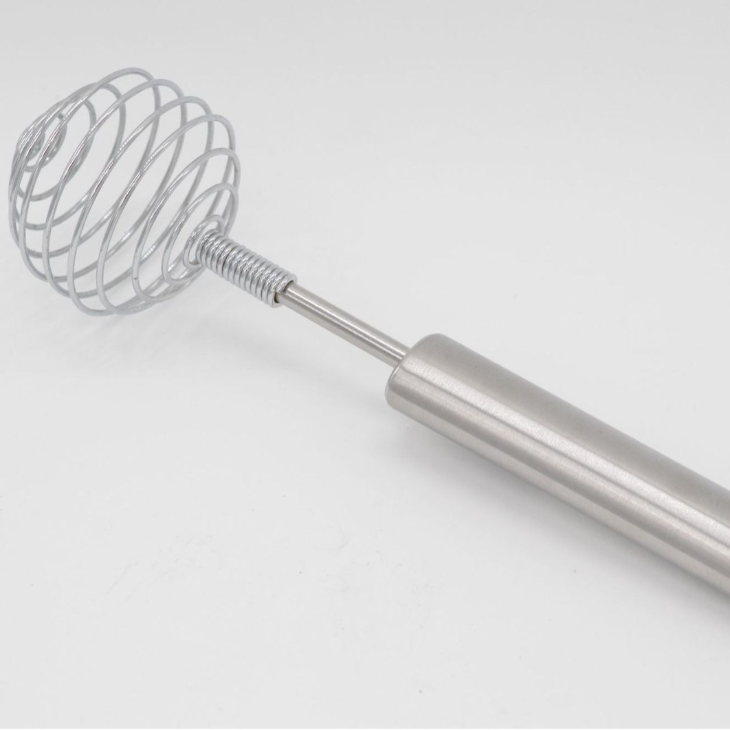 Batidor de varillas de acero inoxidable con mango de madera_voghion.com