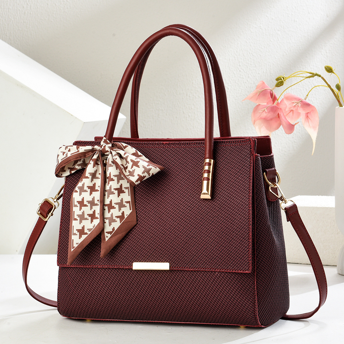 Bolsos de mujer 2025 nuevos bolsos de moda estereotipados de mujer Dulces señoras bolsos de mensajero fábrica de bolsos de hombro