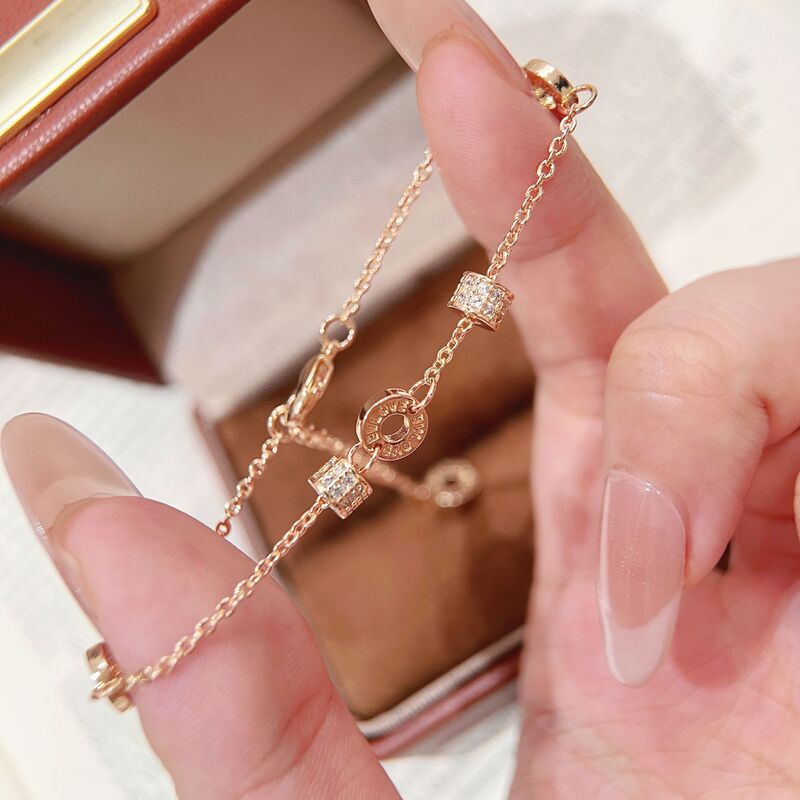 BV design full-diamond slim-waist bracelet for women, European and American style, elegant, light luxury, high-end feel, versatile jewelry, wholesale and dropshipping