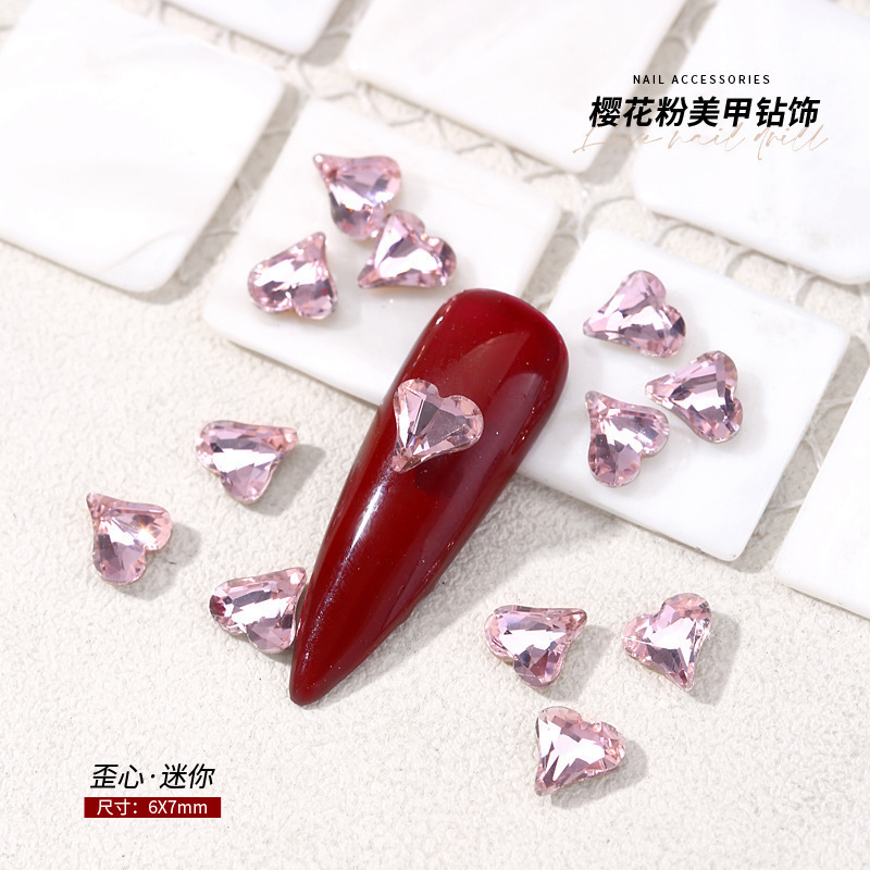 고품질 소녀 핑크 작은 비뚤어진 심장-[6*7MM]