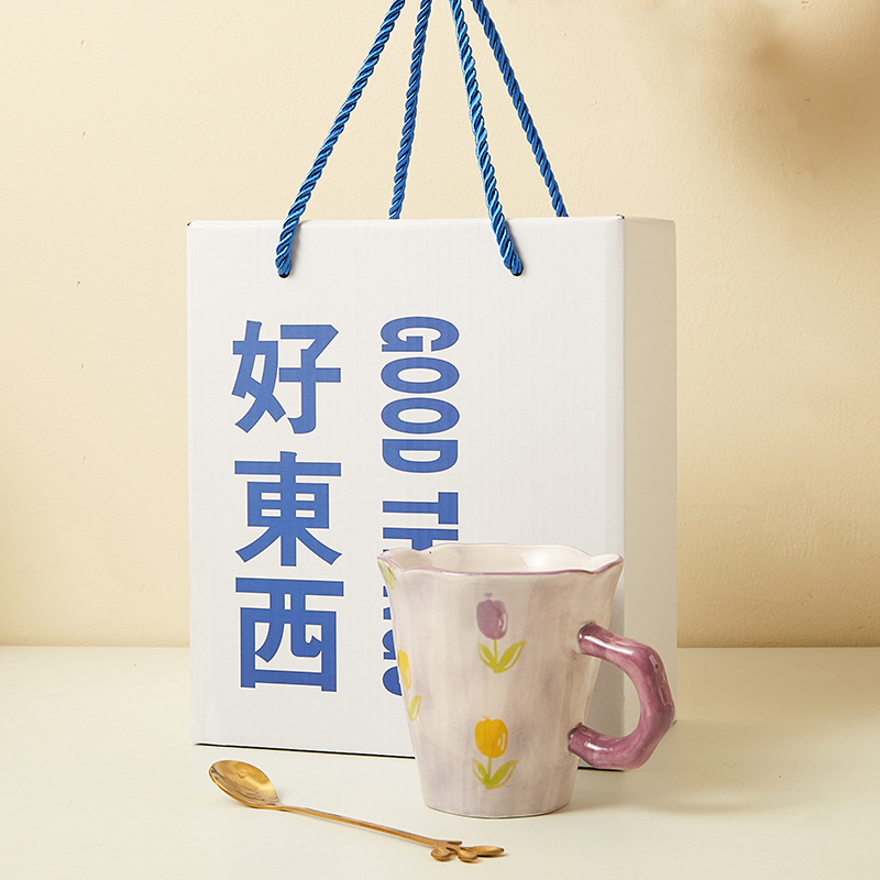 Creativa mano pequeña taza de tulipán fresca taza de cerámica flor pintada a mano taza de oficina caja de regalo taza de café y leche