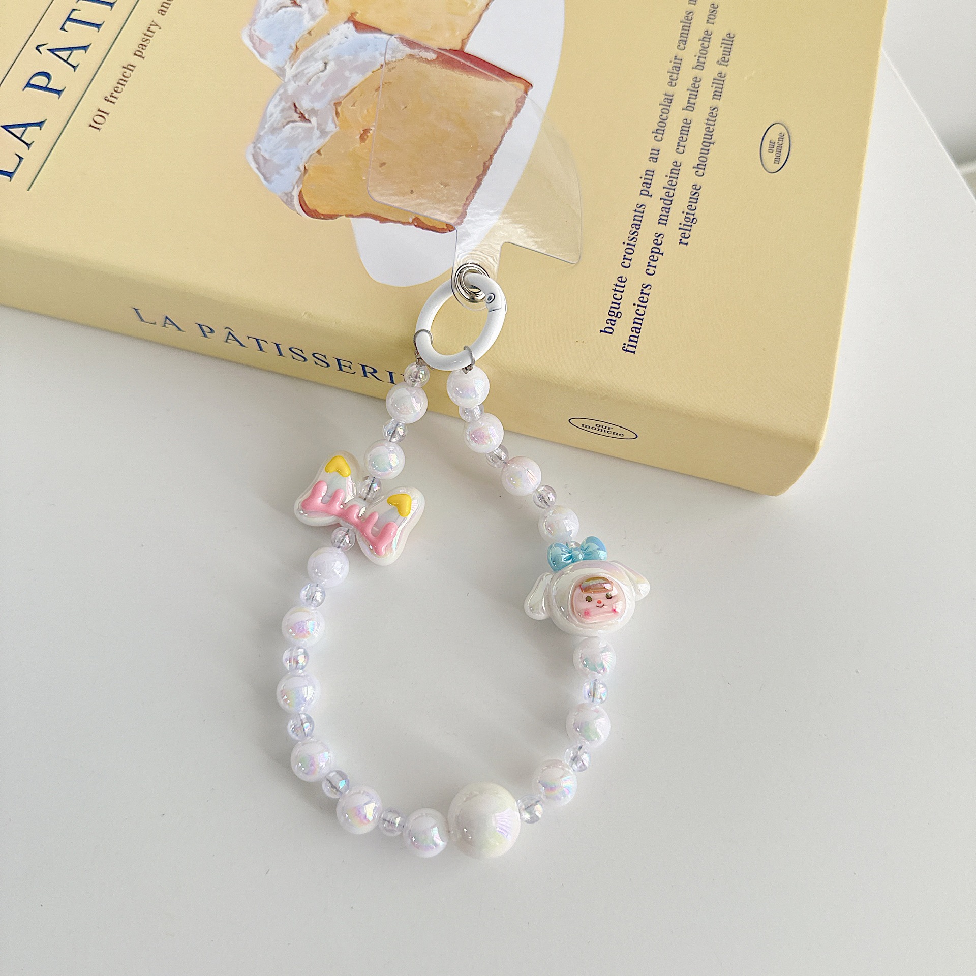 Dulce viento encantador cuentas de dibujos animados para teléfonos móviles colgante colgante colgante universal bolso colgante de cuentas hechas a mano colorido