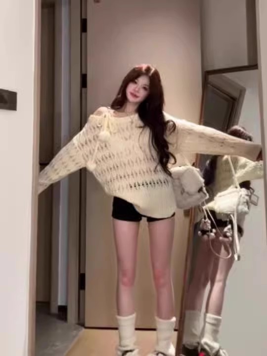 韓国の甘くて優しくてレイジーな斜め肩中空長袖セーター女性用初春オフショルダーセーターデザイントップ|undefined