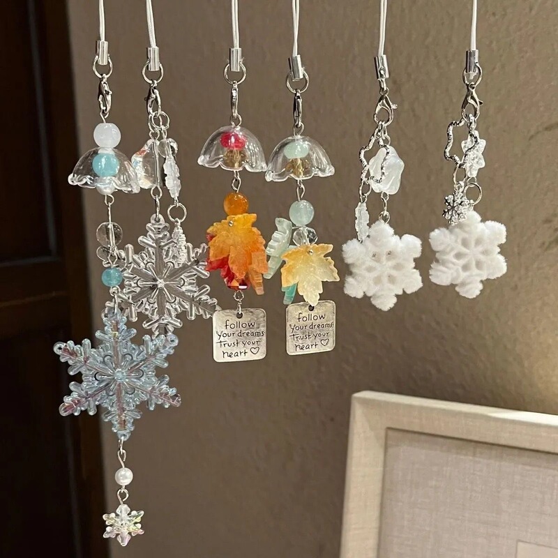 Autumn and Winter Wind Chimes, Snowflakes, Maple Leaf Pendants, Sweet Girly Bag Keychains, Mobile Phone Straps, Couple and Best Friend Hanging Ornaments, Gifts Autumn and Winter Wind Chimes, Snowflakes, Maple Leaf Pendants, Sweet Girly Bag Keychains, Mobile Phone Straps, Couple and Best Friend Hanging Ornaments, Gifts