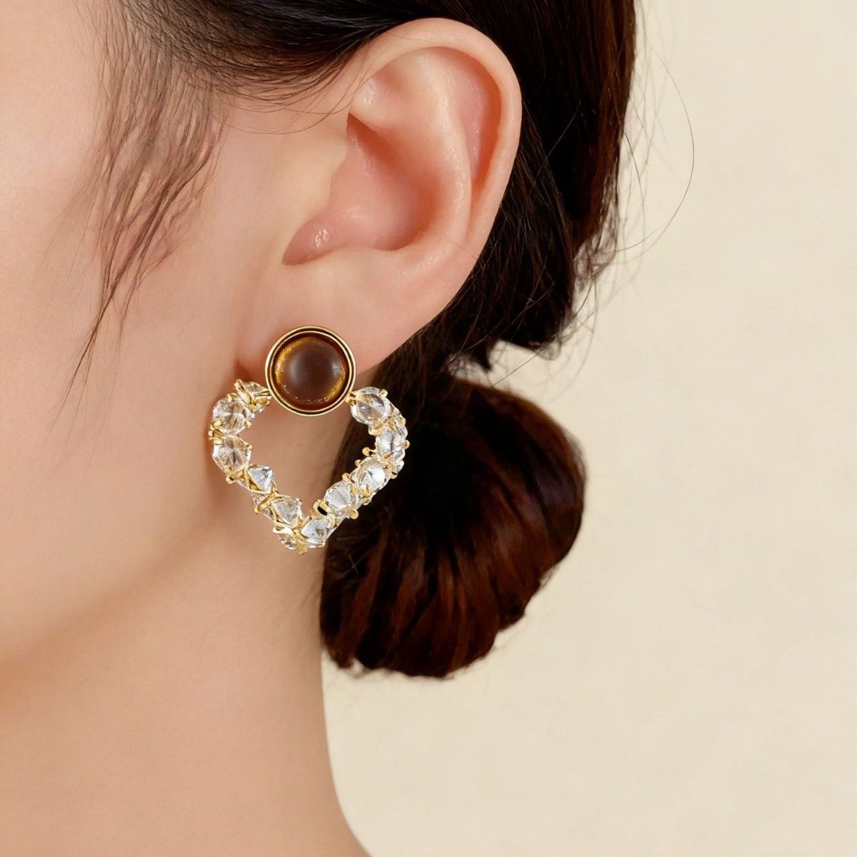 Retro-style, lightweight, and luxurious cat-eye stone and silver geometric earrings. These high-end, small, square-shaped earrings with diamond accents offer a unique and elegant look