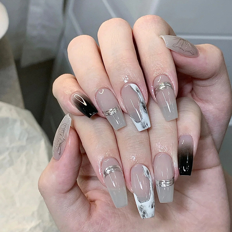 Autumn and Winter Cool Cool Grey Gradient Wear Armor Magic Mirror Powder Butterfly Elegant Girls' Manicure Pieces 24 Pack