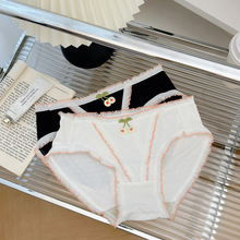 ���������b���Ů��ѝ���m͸�����κ��sƴɫ���z�������ǃ�ѝŮʿ