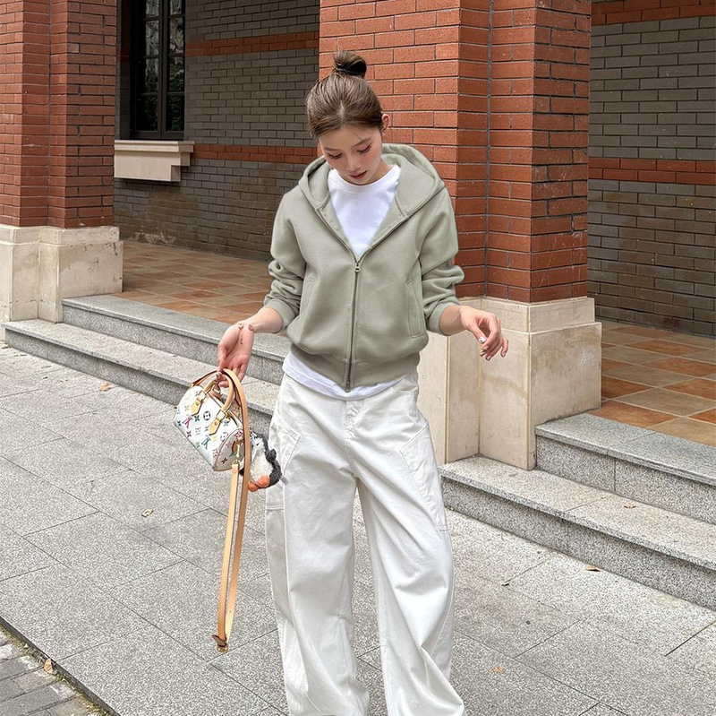 山东即墨嫚彩迪品牌美式街头短款双头拉链开衫连帽卫衣女潮流帽衫|undefined