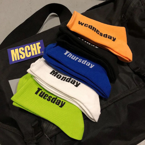 Foreign trade cross-border couple letter week socks wholesale student socks spring and summer basketball sports socks men's mid-calf socks