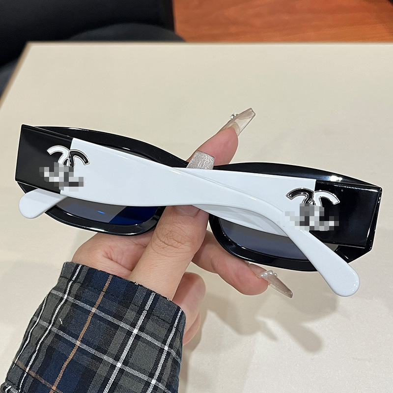 Xiaoxiangjia ラベル付き 5525 スクエアサングラス 6056 キャットアイサングラスパーソナライズされたパンダカラー黒と白の脚レトロプレート|undefined
