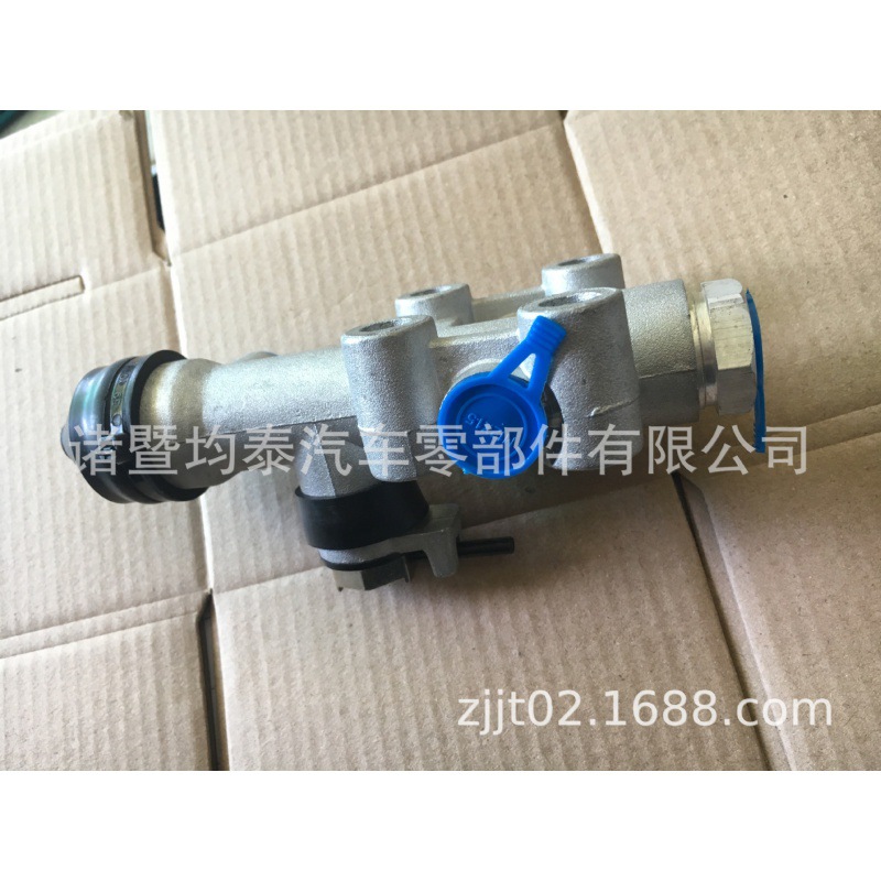 Válvula de altura 3038069 piezas de autobús de camiones pesados europeos SMT ventas directas de fábrica