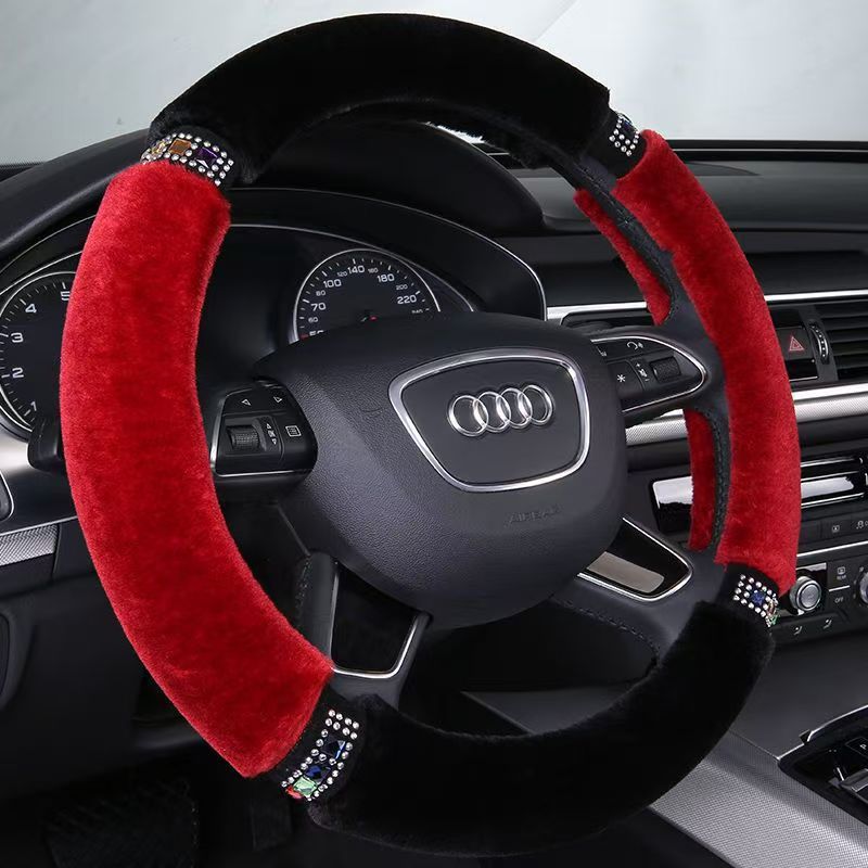 Winter Warm Plush Car Steering Wheel Cover, Luxury Model with Diamond Embellishments, Stylish Plush Car Handle Cover