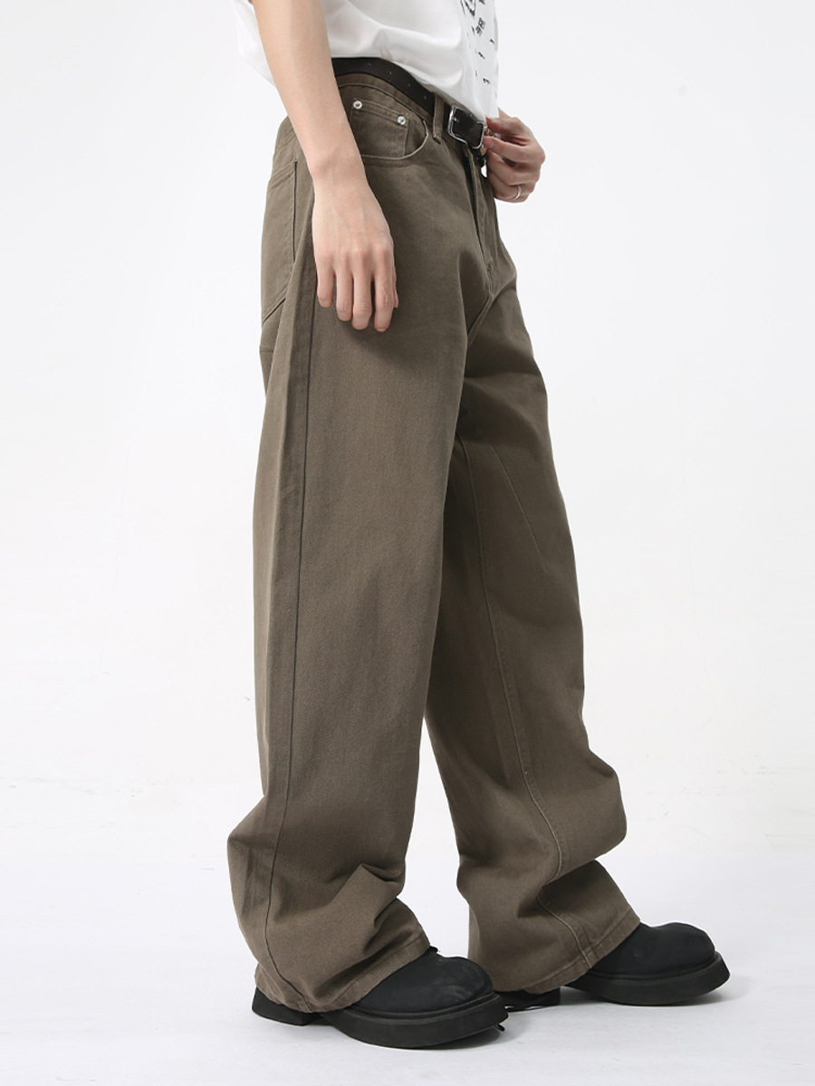 Ropa para hombre MTLCLOTHES | Vaqueros de estilo clásico americano, sencillos, de corte limpio, de alta gama, con caída elegante, color café oscuro, a la moda.