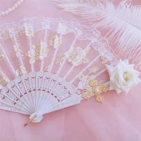 White rose lace white rose fan with lotus pendant